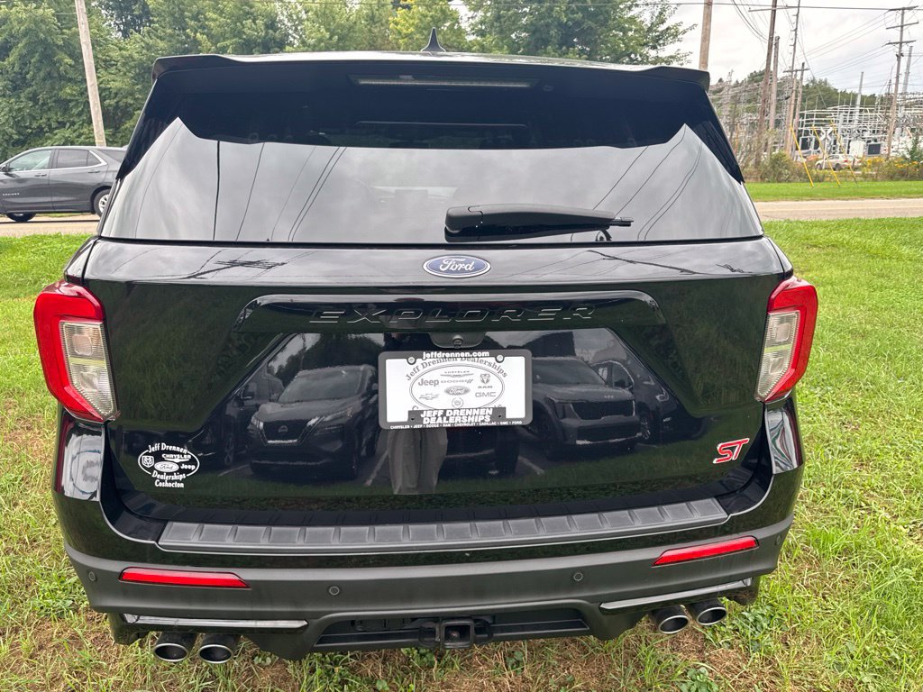 Used 2022 Ford Explorer ST w/ ST Street Pack AWD/4WD image 7