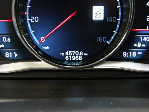 Used 2014 Volvo S80 3.2 w/ Technology Package FWD image 14