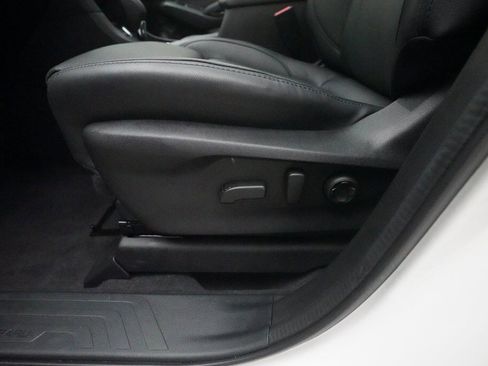 Used 2025 Subaru Ascent Bronze Edition image 31