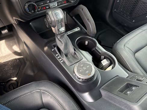 New 2026 Ford Bronco Badlands image 29