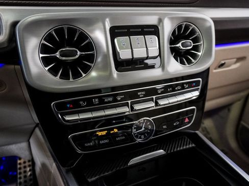 Used 2023 Mercedes-Benz G 550 image 28