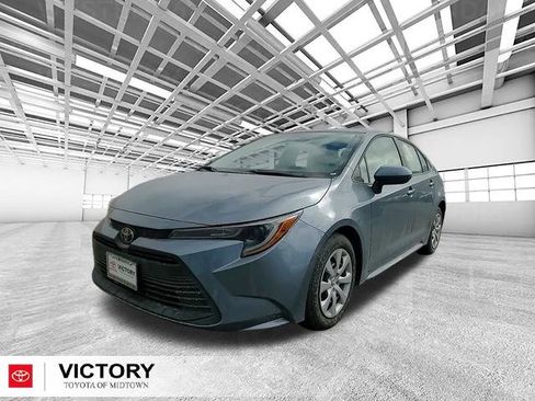 Certified 2025 Toyota Corolla LE image 7