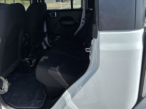 Used 2021 Jeep Gladiator Sport AWD/4WD image 44