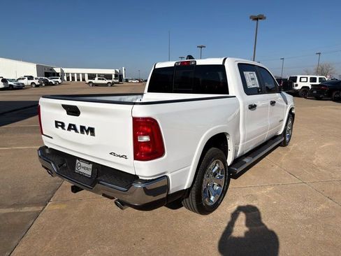 New 2026 RAM 1500 4x4 Crew Cab image 21
