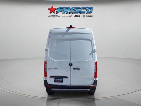 Used 2025 Mercedes-Benz Sprinter 2500 image 5