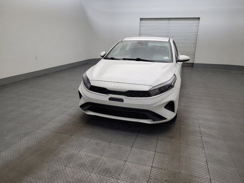 Used 2023 Kia Forte LXS FWD image 15