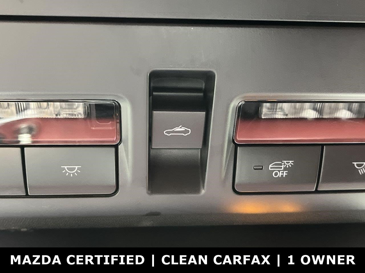 Certified 2025 MAZDA CX-70 Plug-In Hybrid w/ Premium Plus AWD/4WD image 27