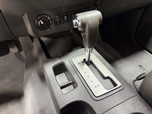 Used 2019 Nissan Frontier SV w/ Value Truck Package image 12