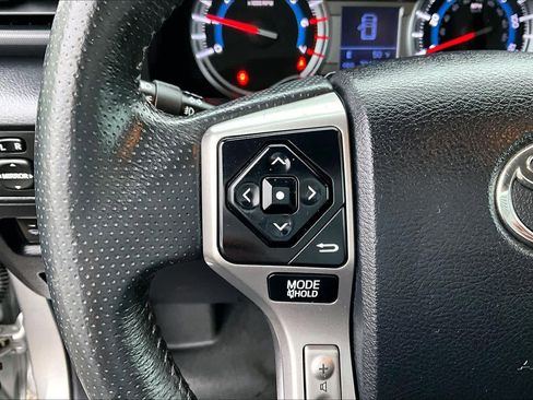 Used 2015 Toyota 4Runner SR5 image 21