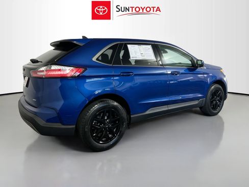 Used 2023 Ford Edge SEL image 4