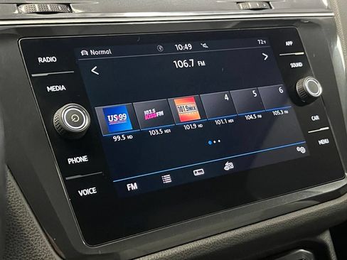 Used 2020 Volkswagen Tiguan SE w/ Panoramic Sunroof Package AWD/4WD image 28