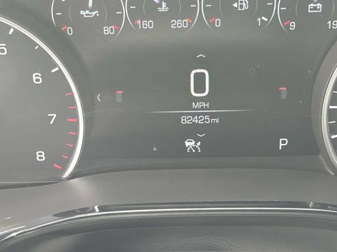 Used 2019 Cadillac XT5 Platinum AWD/4WD image 27