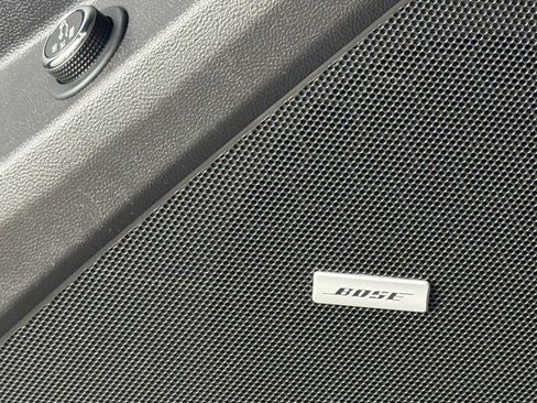 Used 2021 Chevrolet Traverse Premier w/ Redline Edition image 23