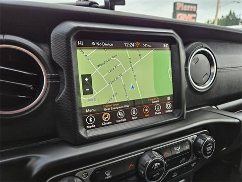 Used 2022 Jeep Wrangler Unlimited Sahara image 22