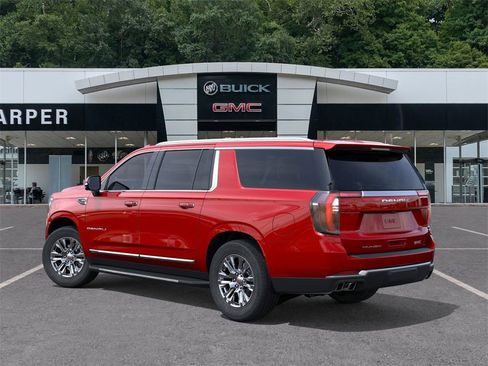 New 2026 GMC Yukon XL Denali image 3