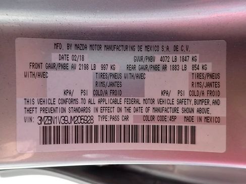 Used 2018 MAZDA MAZDA3 Touring FWD image 13