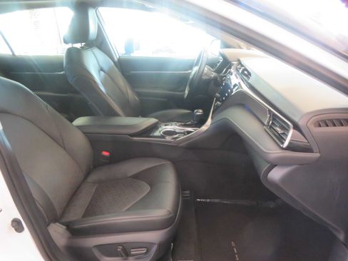 Used 2019 Toyota Camry XSE w/ Driver Assist Package FWD image 25