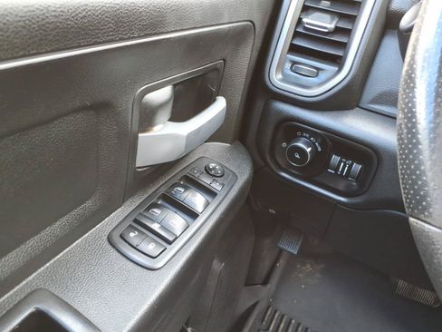 Used 2019 RAM 2500 Tradesman AWD/4WD image 19