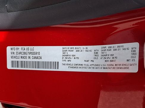 New 2027 Chrysler Pacifica Select w/ Family Tech Group AWD/4WD image 10
