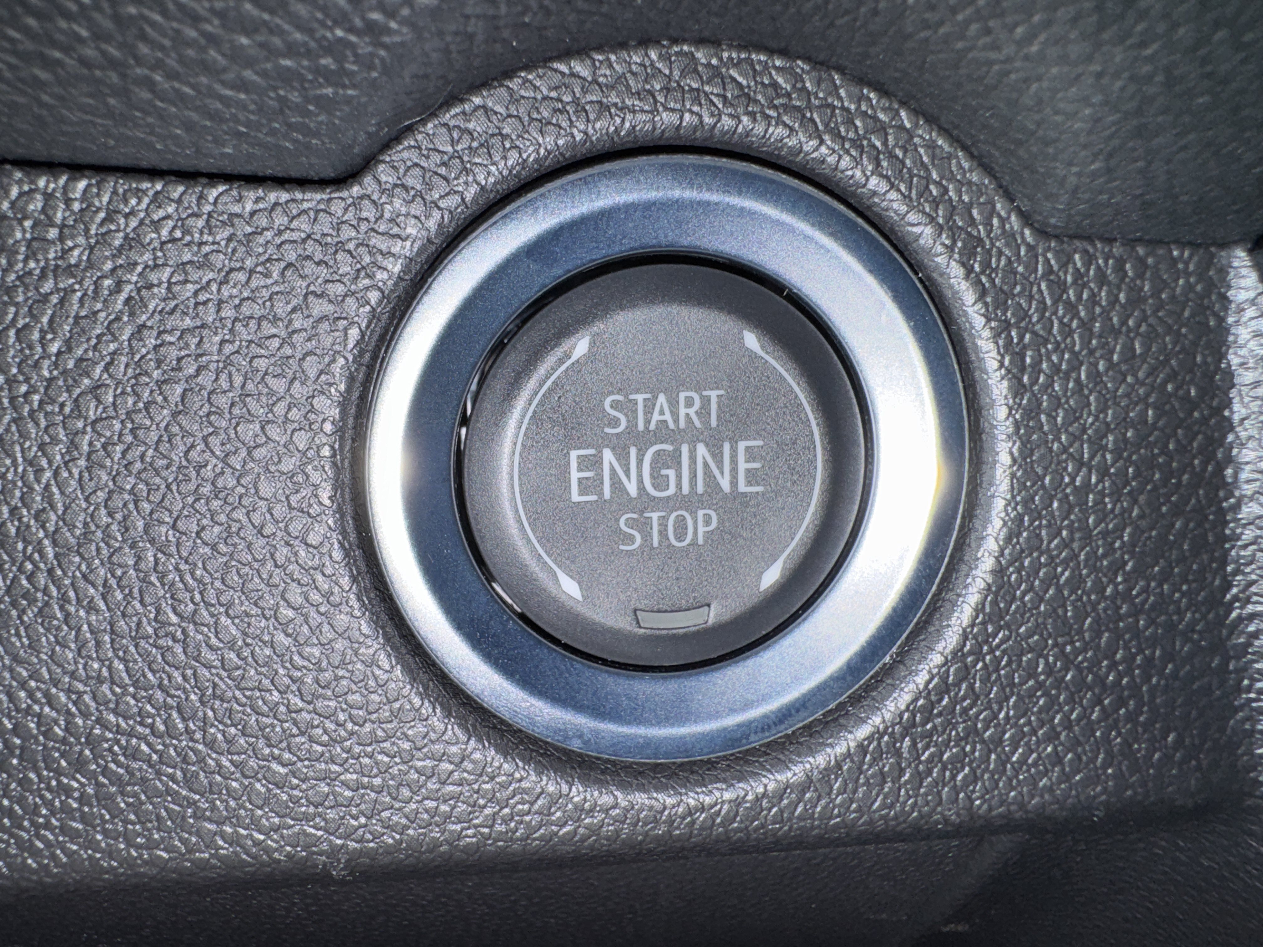 Used 2026 Chevrolet Traverse LT AWD/4WD image 16