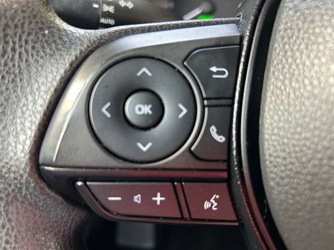 Used 2024 Toyota Corolla LE FWD image 20