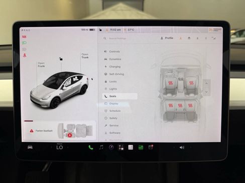 Used 2021 Tesla Model Y Long Range AWD/4WD image 16