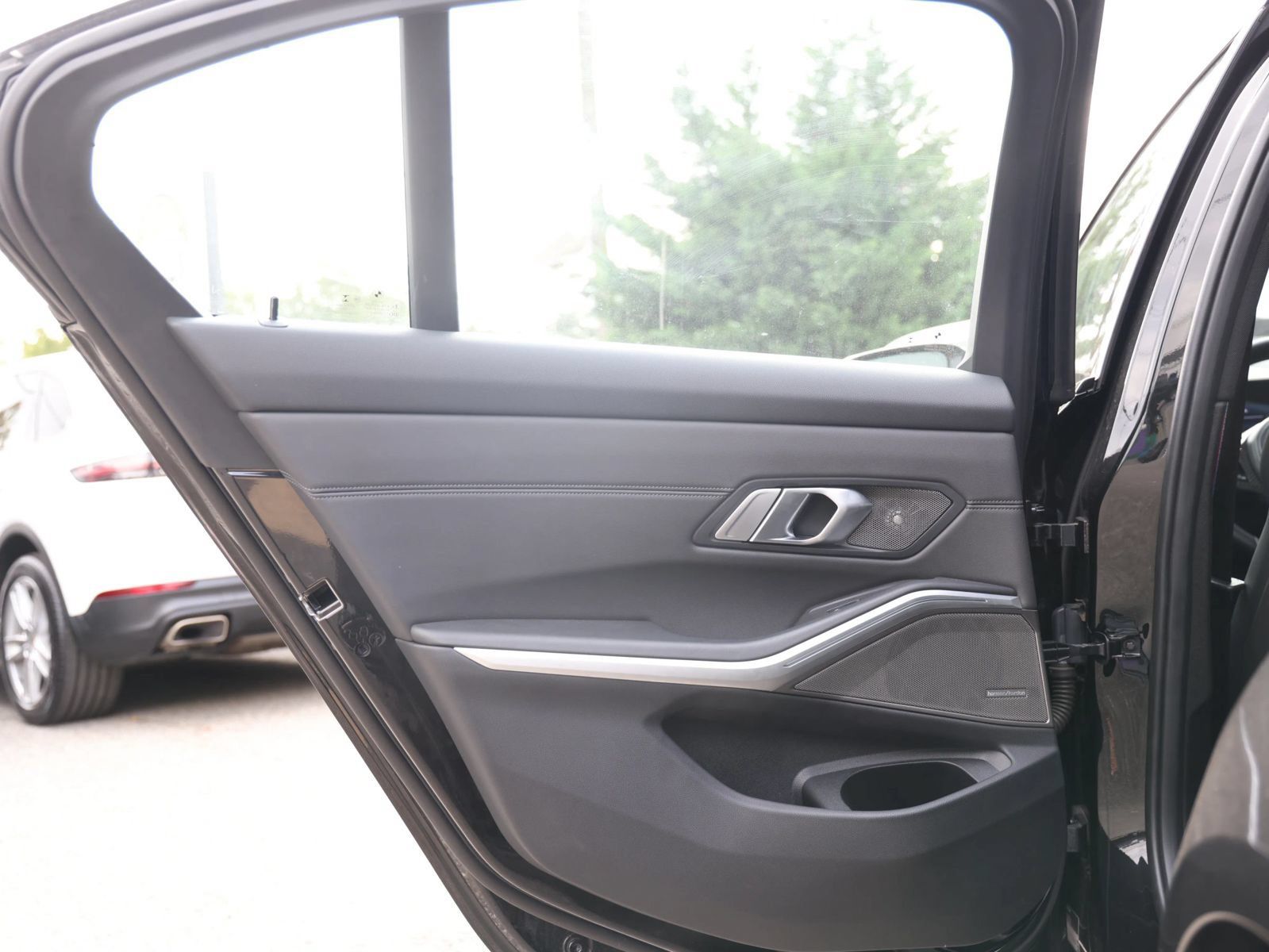 Used 2023 BMW M3 Competition w/ Executive Package AWD/4WD image 21