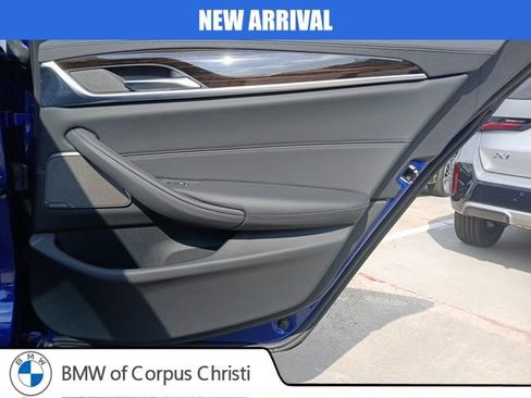 Used 2023 BMW M5 Base w/ Executive Package image 11