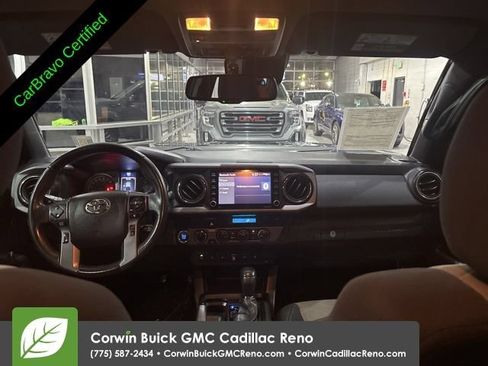 Used 2021 Toyota Tacoma TRD Off-Road w/ Technology Package AWD/4WD image 32