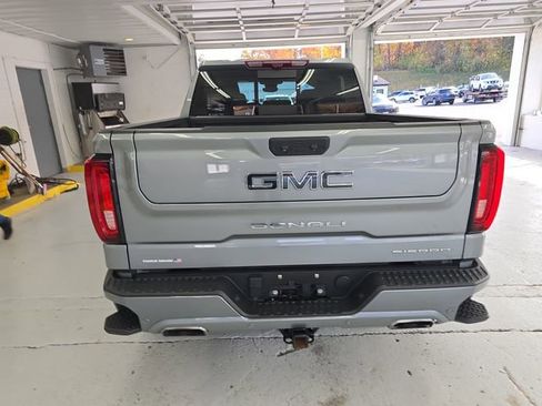 Used 2023 GMC Sierra 1500 Denali Ultimate image 4