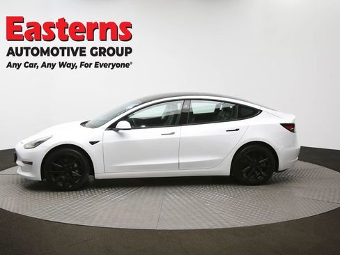 Used 2021 Tesla Model 3 Standard Range Plus image 58