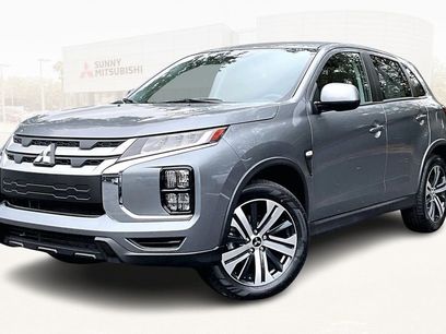 New 2025 Mitsubishi Outlander Sport ES