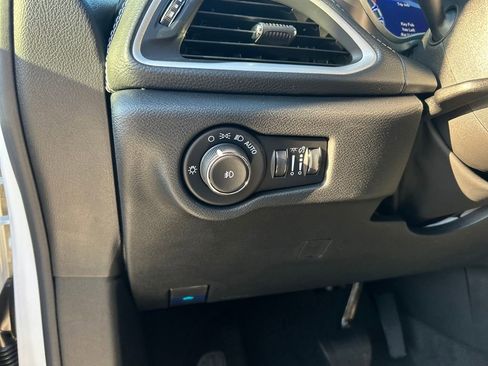 New 2026 Chrysler Pacifica Select w/ S Appearance Package image 14