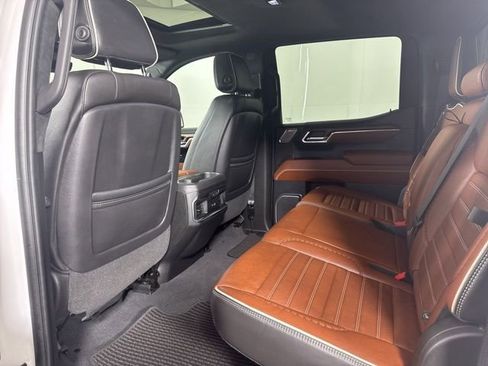 Used 2023 GMC Sierra 1500 Denali Ultimate image 12