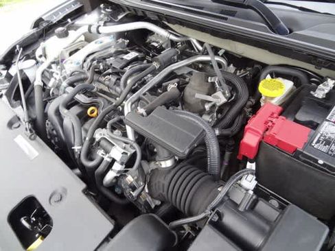 Used 2023 Nissan Sentra SV FWD image 35
