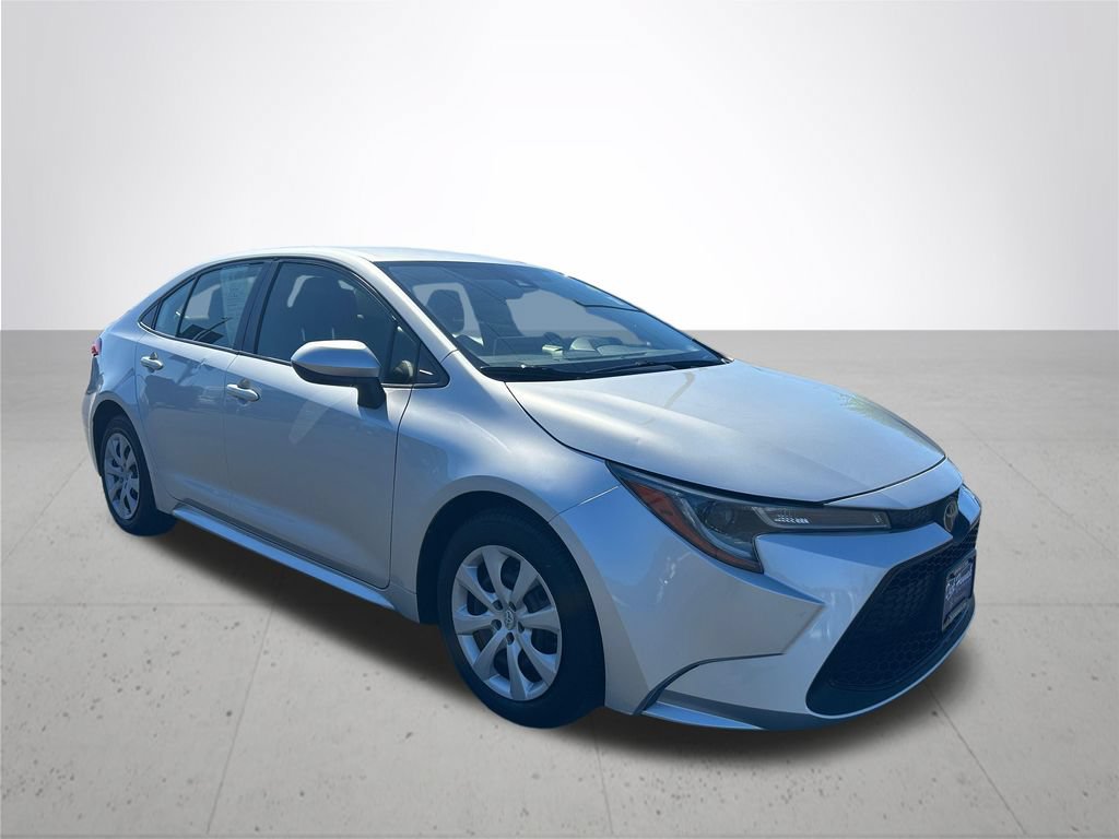 Used 2020 Toyota Corolla LE FWD image 5