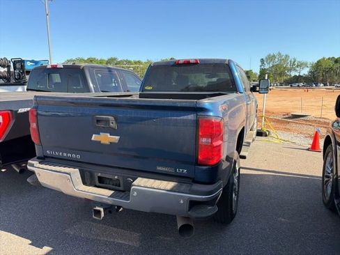 Used 2017 Chevrolet Silverado 2500 LTZ w/ Duramax Plus Package image 3