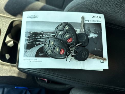 Used 2014 Chevrolet Impala LT w/ LT Sunroof Package image 22