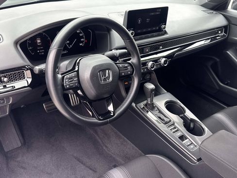Certified 2025 Honda Civic Sport image 2
