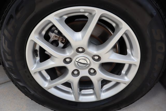 Used 2023 Chrysler Voyager LX FWD image 45
