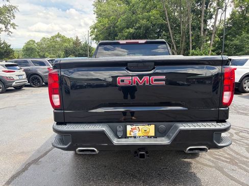 Used 2020 GMC Sierra 1500 Elevation w/ Elevation Value Package AWD/4WD image 8