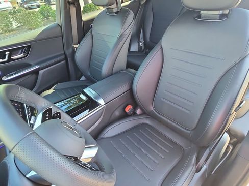 Certified 2025 Mercedes-Benz GLC 300 GLC 300 image 17