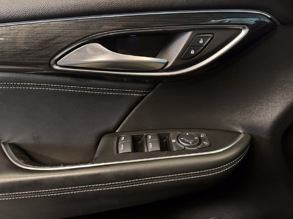 Used 2021 Buick Envision Preferred AWD/4WD image 19