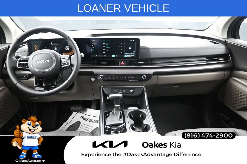 Used 2026 Kia Carnival EX FWD image 30