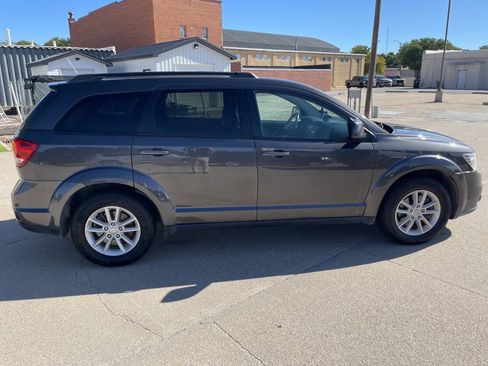 Used 2016 Dodge Journey SXT FWD image 6