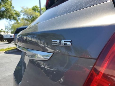 Used 2018 Cadillac XT5 Luxury w/ Driver Awareness Package image 8