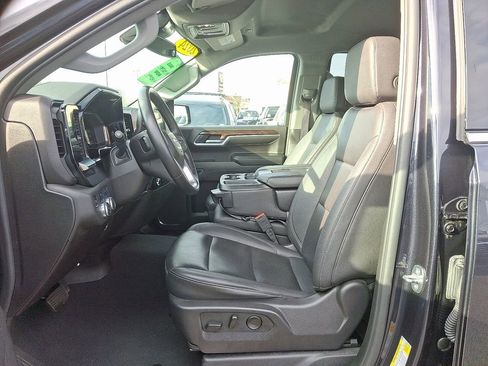 Certified 2024 GMC Sierra 1500 SLT image 14