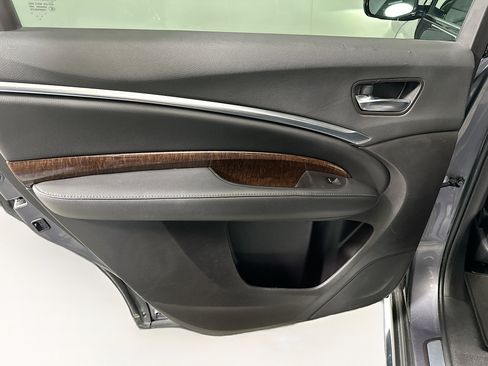 Used 2020 Acura MDX SH-AWD image 25