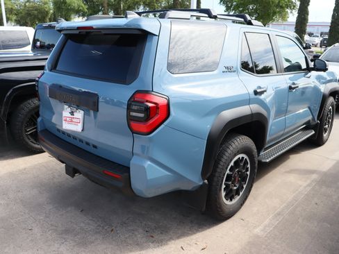 Used 2025 Toyota 4Runner TRD Off-Road Premium w/ Tow Technology Package image 10
