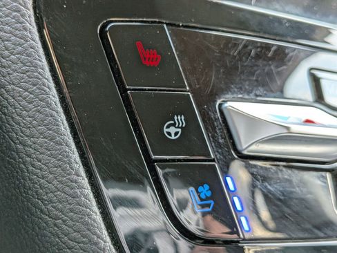 Certified 2023 Ford Explorer Limited w/ Equipment Group 301A image 25